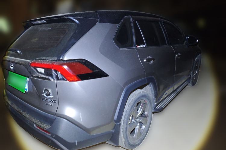 Used Toyota RAV4 2022 2.0L CVT Two-Wheel Drive Fashion Plus Edition