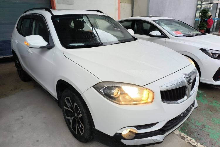 Used Brilliance V5 2014 1.5T Automatic Two-Wheel Drive Sport Model