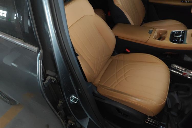 Used Geely Galaxy Xingjian 7 EM-i 2025 120km Flagship Edition
