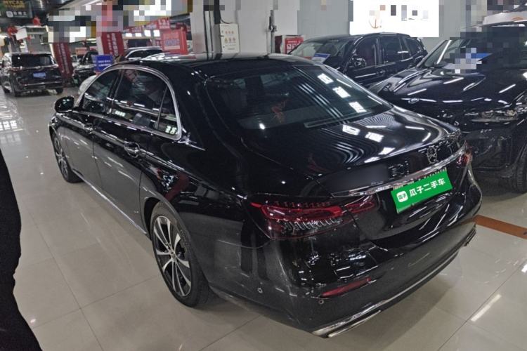 Used Mercedes-Benz E-Class New Energy 2022 Restyled E 350 e L Plug-in Hybrid Sedan Rear Left 45 Deg