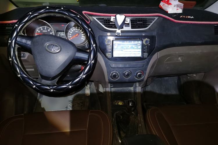 Used FAW Senya S80 2015 1.5L Manual 7-Seater Urban Edition
