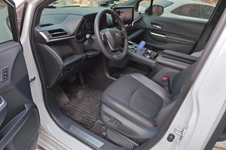 Used Toyota Granvia 2024 2.5L Hybrid Prestige PLUS Four-Wheel Drive Version Driver Seat