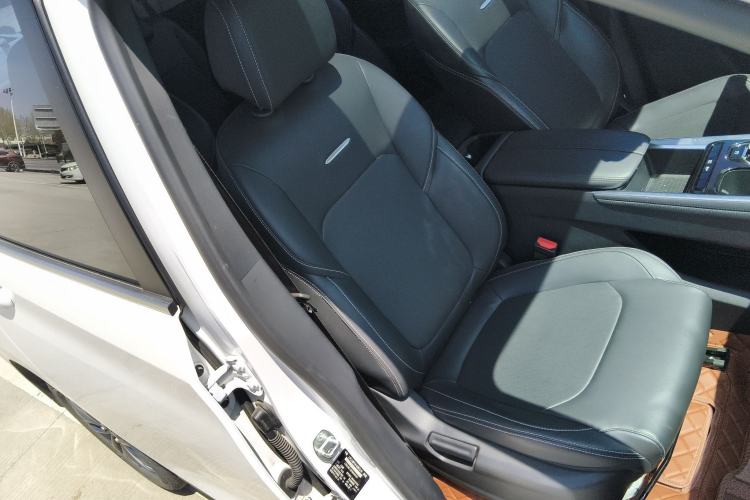 Used SAIC MAXUS G50 2023 PLUS 1.5T Happiness-Recommended Automatic Start Edition Right Front Seat