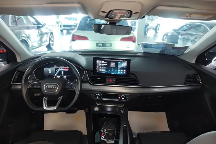 Used Audi Q5L 2022 40T Fashionable and Dynamic Model