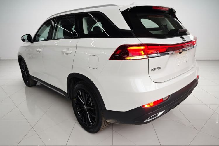 Used CHANGAN CS75 2026 Model PRO 1.5T DCT Prestige 7-Seater Exterior 2