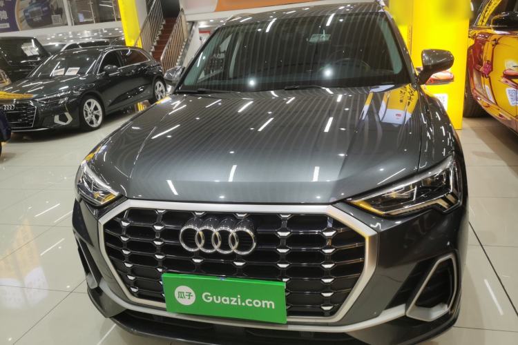 Used Audi Q3 2022 35 TFSI Progressive Dynamic Edition
