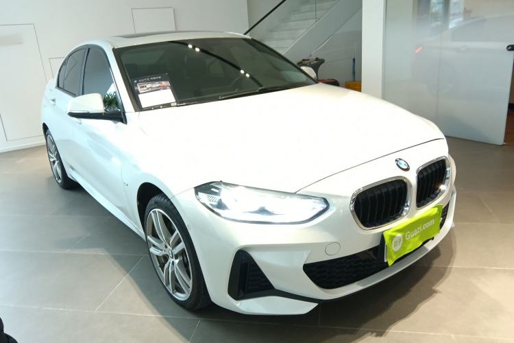 Used BMW 1 Series 2020 125i Leading Model M Sport Package Front Right 45 Deg