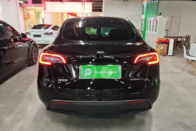 Used Tesla Model Y 2022 Long-Range All-Wheel-Drive Version Rear