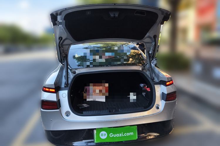 Used XPeng P7 2024 P7i 550 Pro Trunk