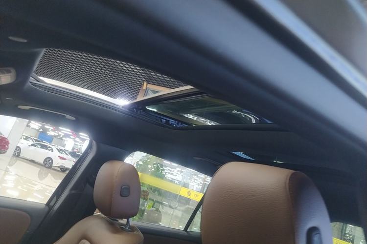 Used Mercedes-Benz GLB 2024 GLB 200 Dynamic Edition Headliner