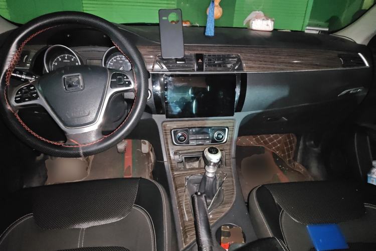 Used Zotye T600 2014 1.5T Manual Luxury Model