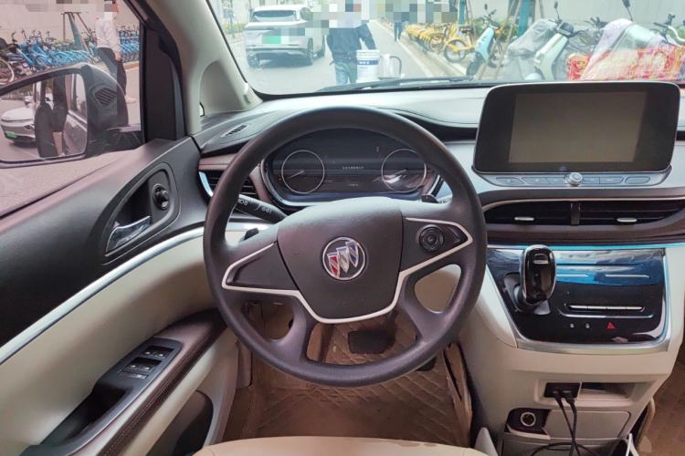 Used Buick GL8 2020 Land Cruiser Executive Class 652T Comfort Model
