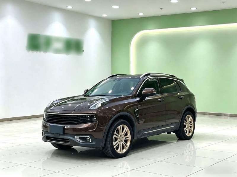 Used Lynk & Co 01 2017 2.0T Two-Wheel Drive Pro Edition — 1