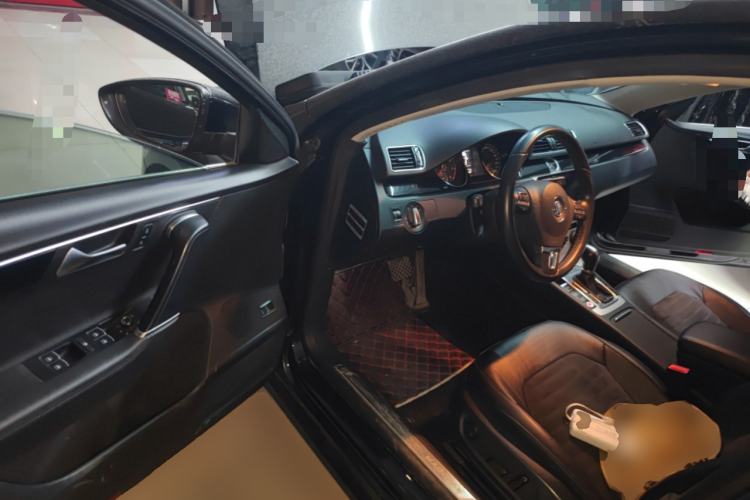 Used Volkswagen Magotan 2016 1.8TSI Luxury Comfort Model Driver Seat