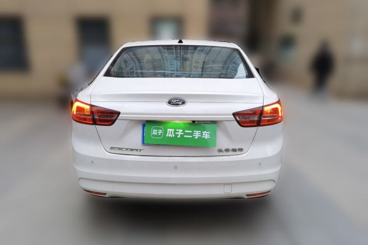 Used Ford Escort 2015 1.5L Manual Comfort Model
