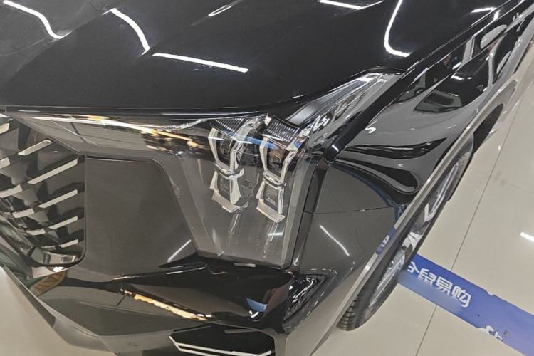 Used GAC Trumpchi GS8 2022 Linghang Series 2.0 TGDI Two-Wheel-Drive Luxury Smart Connectivity Version (7 Seats) Left Front Headlight