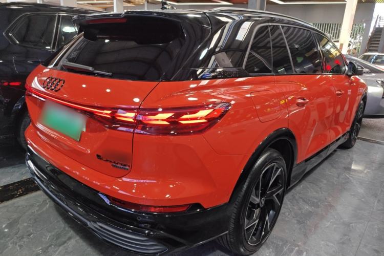 Used Audi Q5 e-tron 2022 50 e-tron quattro edition one Artistic Collection Edition
