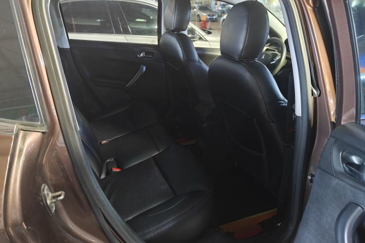 Used Peugeot 2008 2014 1.6L Automatic Fashion Edition
