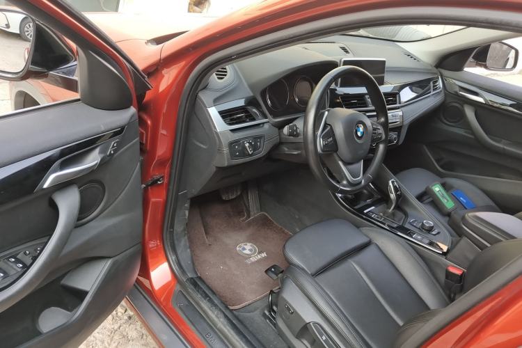Used BMW X2 2019 sDrive20i M Sport Package China VI Emission Standard Driver Seat