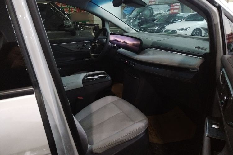 Used Buick GL8 2025 Lu Zun Smart Enjoyment Edition