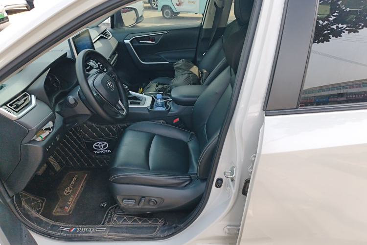 Used Toyota RAV4 2022 2.0L CVT Two-Wheel Drive Fashion Edition
