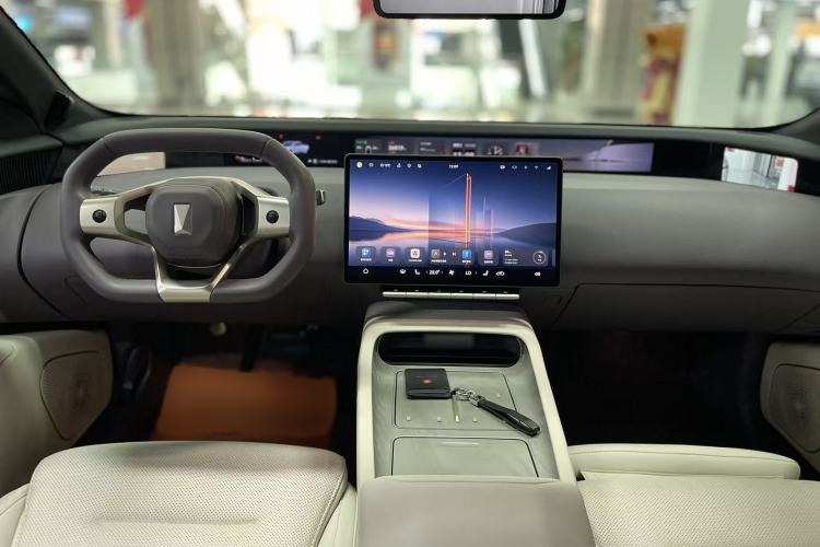 Used Avatr 12 2023 650 Three-Laser Four-Wheel Drive Performance Edition
