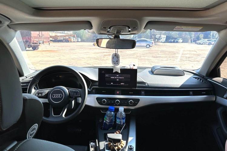 Used Audi A4L 2024 40 TFSI Fashion Dynamic Model Interior 1