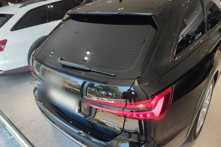 Used Audi A6 2022 allroad quattro Explorer 55 TFSI Prestige Off-Road Model