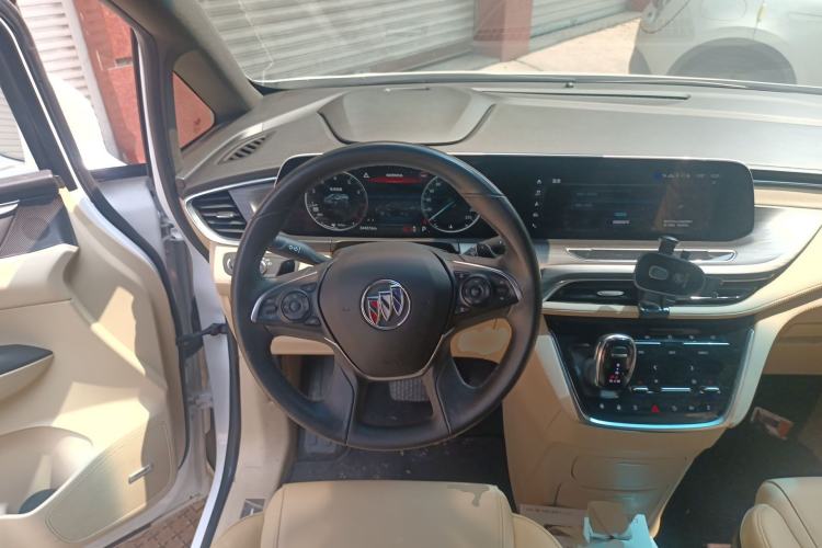 Used Buick GL8 2022 ES Landtrek 653T Flagship Model Steering Wheel