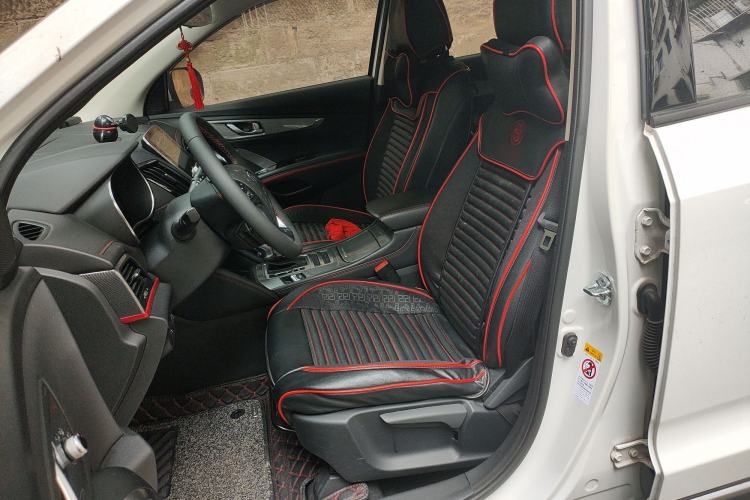 Used Changan CS55 2018 1.5T Automatic Colorful Edition China V Standard
