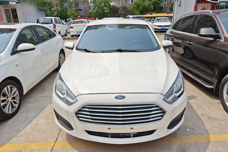 Used Ford Escort 2019 Revised 1.5L Automatic ZhiXiang Version China VI Standard Front