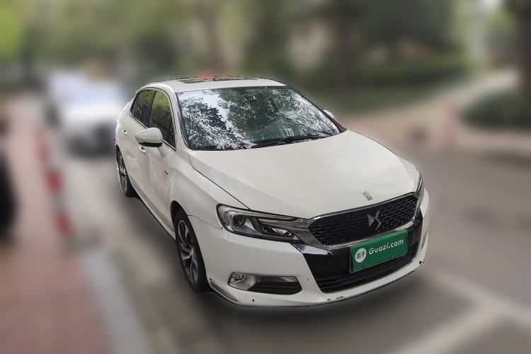Used DS 5LS 2014 1.6T Elegant Version THP160