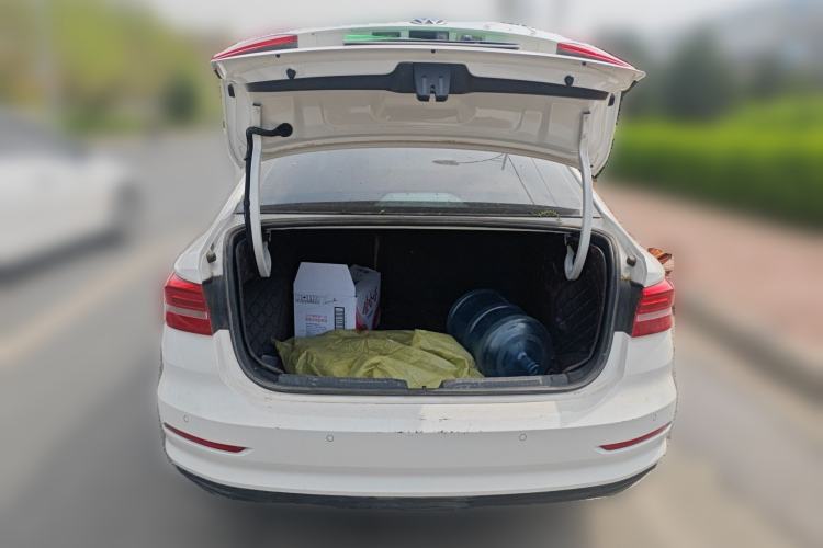 Used Volkswagen Lavida 2019 1.5L Automatic Fashion Edition China VI Trunk