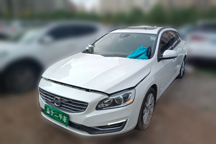 Used Volvo V60 2014 T5 Zhiyi Edition Guazi used car, China used car export, Used car for sale, Used  cars, Cheapest cars for sale