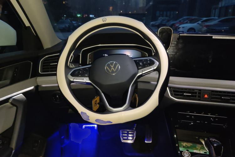 Used Volkswagen Tayron 2023 330TSI Two-Wheel-Drive Luxury Plus Advanced Version
