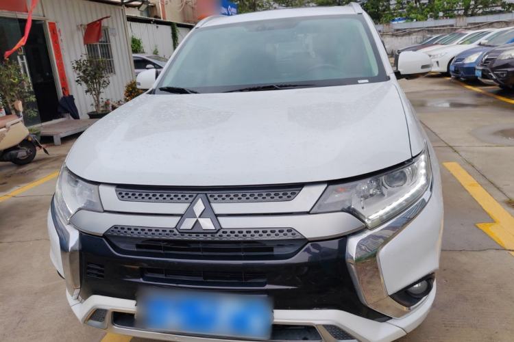 Used Mitsubishi Outlander 2021 Revised Version 2.0L Two-Wheel Drive Enjoyment Edition 5 Seats