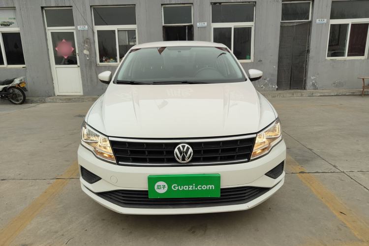 Used Volkswagen Jetta 2017 1.4L Manual Fashion Edition