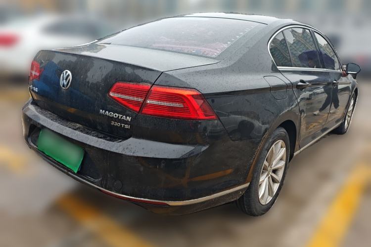 Used Volkswagen Magotan 2017 330TSI DSG Leading Model
