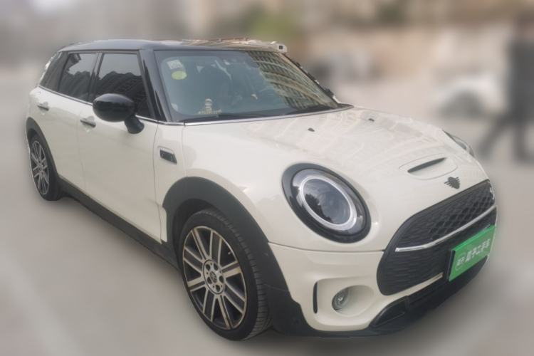 Used MINI Clubman 2021 2.0T COOPER S Front Right 45 Deg