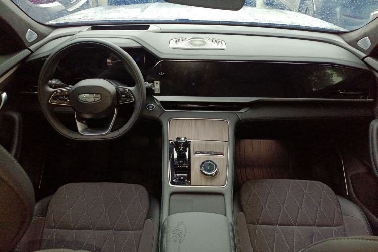 Used Geely Auto Monjaro L 2025 Dongfang Yao 2.0TD Automatic Lanxing Edition
