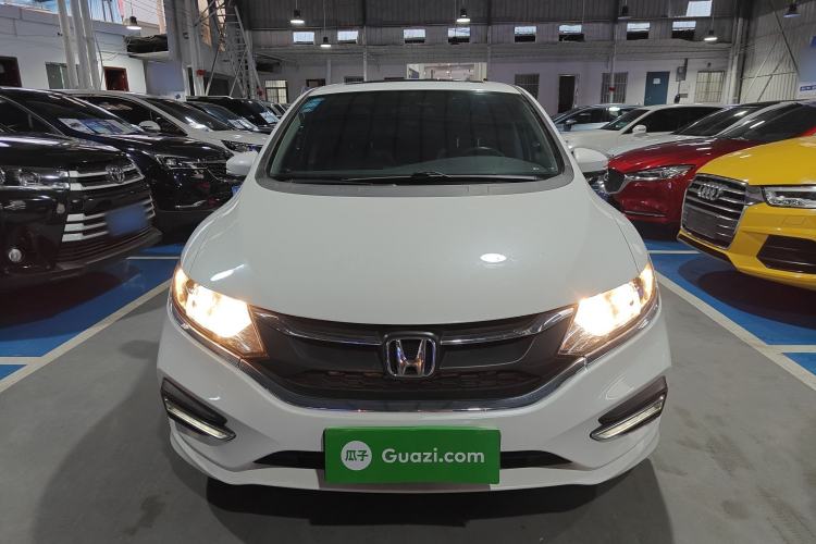 Used Honda Jade 2017 1.8L automatic Comfort version 5 seats