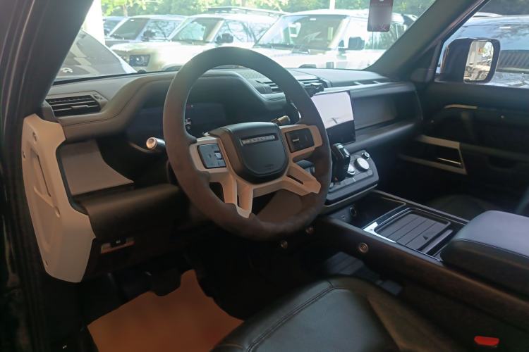 Used Land Rover Defender 2020 110 P400 HSE
