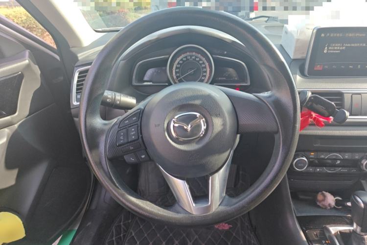 Used Mazda Mazda 3 Axela 2016 Sedan 1.5L Automatic Luxury Model
