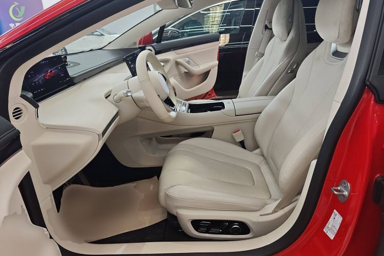 Used Hima Luxeed S7 2025 785 km Ultra