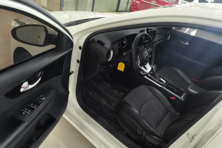 Used Kia K3 2019 1.5L CVT Smart Connectivity Version
