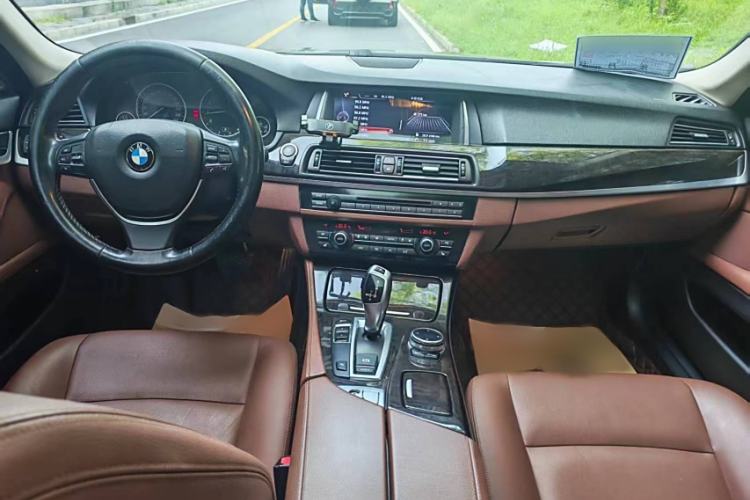 Used BMW 5 Series 2014 528Li Leading Model