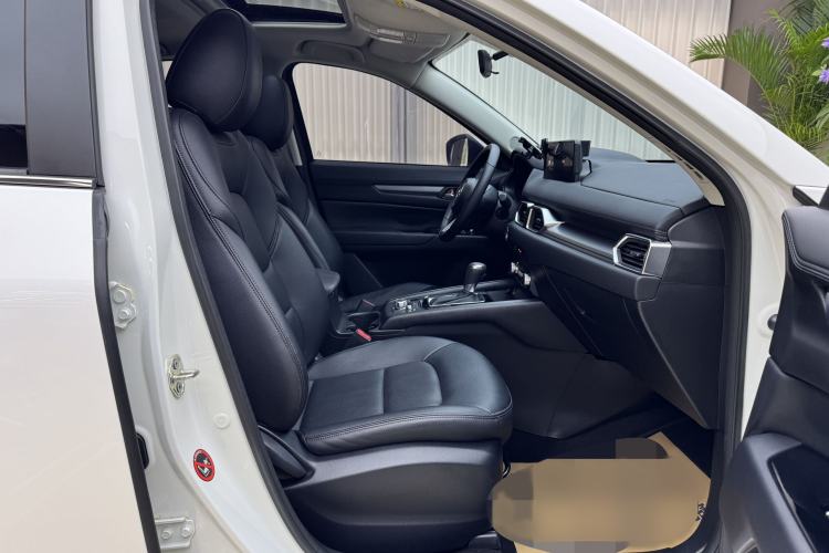 Used Mazda CX-5 2024 2.0L Automatic Two-Wheel Drive ZhiShang Version Interior 4