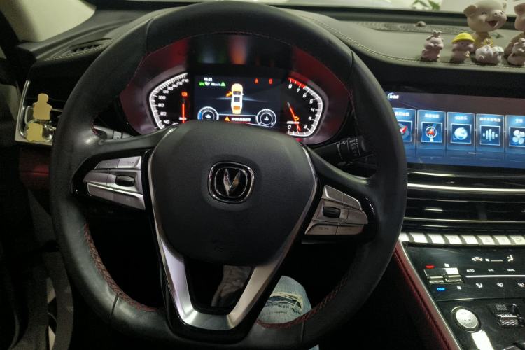 Used CHANGAN CS85 COUPE 2019 2.0T Automatic Luxury Edition China VI Standard
