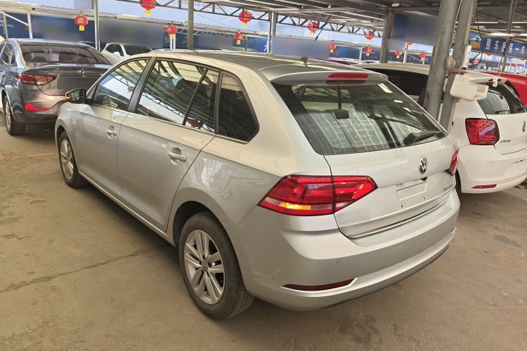 Used Volkswagen Santana 2015 Haval H6 1.6L Automatic Comfort Model
