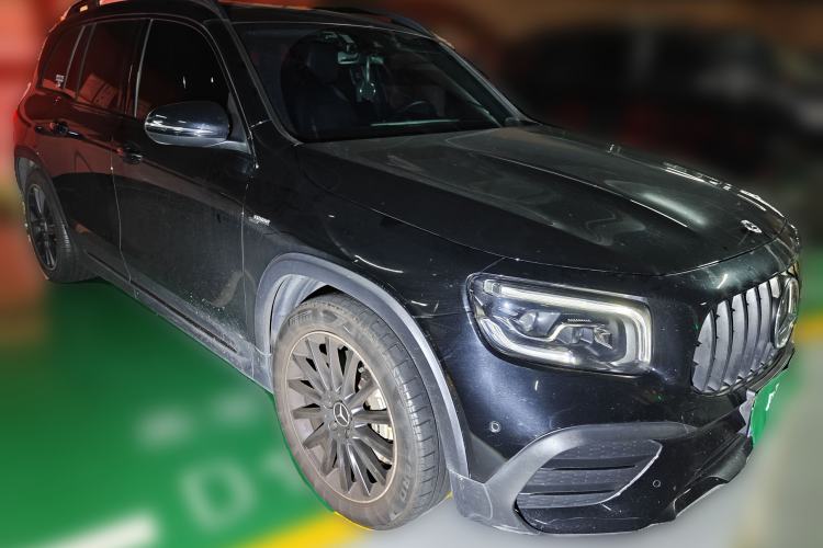 Used Mercedes-Benz GLB AMG 2022 AMG GLB 35 4MATIC Front Right 45 Deg